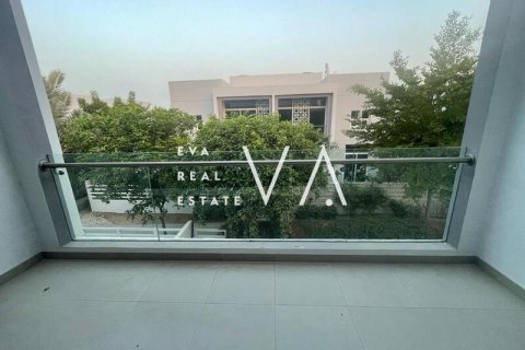 Üürile anda ridamaja asukohaga Dubai, AÜE: 4 magamistoaga, 388.88 m² Nr 637734 - pilt 10