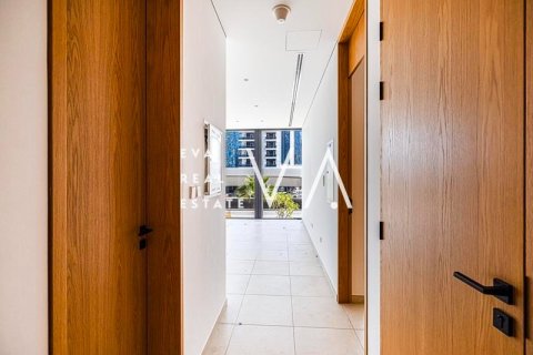 Business Bay, Dubai, UAE의 판매용 아파트 침실 1개, 97.08제곱미터 번호 728327 - 사진 4