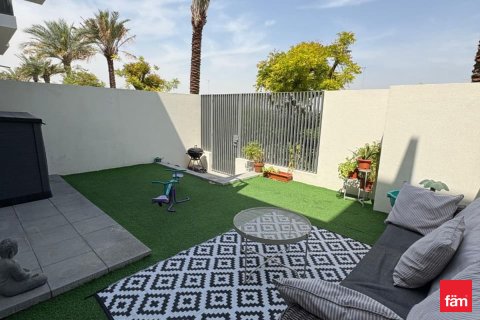 Rumah bandar di Dubai, UAE 3 bilik tidur, 128.6 meter persegi № 702544 - foto 10