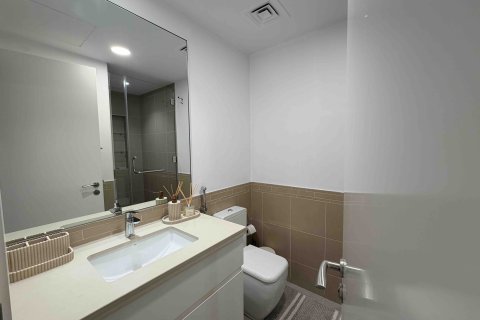 Apartmen di Town Square, Dubai, UAE 2 bilik tidur, 87.33 meter persegi № 750632 - foto 10