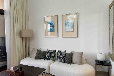 Apartmen di Town Square, Dubai, UAE 2 bilik tidur, 87.33 meter persegi № 750632 - foto 18