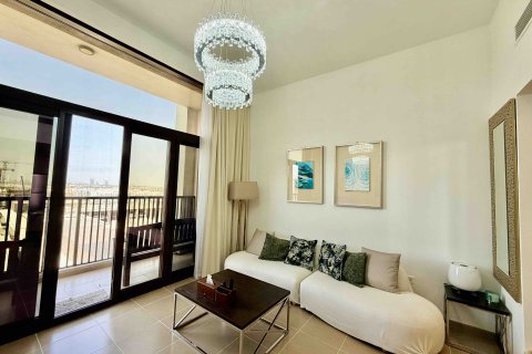 Apartmen di Town Square, Dubai, UAE 2 bilik tidur, 87.33 meter persegi № 750632 - foto 16