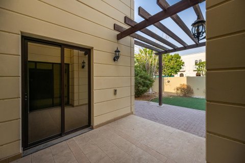 Willa do wynajęcia w Mudon, Dubai, ZEA 4 sypialnie, 322.22 mkw., nr 750630 - zdjęcie 9