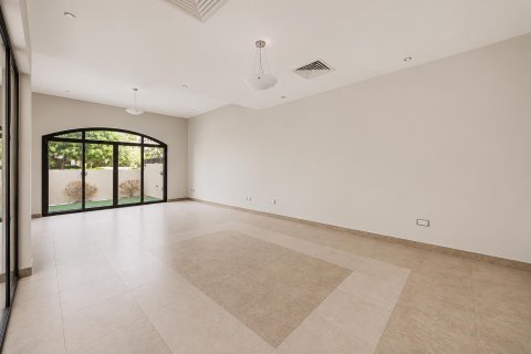 Willa do wynajęcia w Mudon, Dubai, ZEA 4 sypialnie, 322.22 mkw., nr 750630 - zdjęcie 6