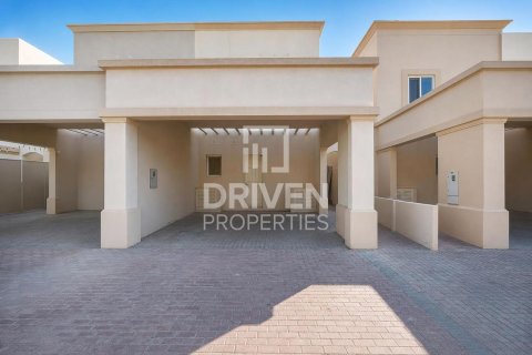 Adosado en alquiler en The Springs, Dubai, EAU 2 dormitorios, 172.52 m2 № 759726 - foto 1