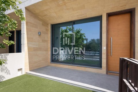 阿联酋 Dubai Jumeirah Village Circle 别墅 4 卧, 162.49 平方米 , 编号 759731
