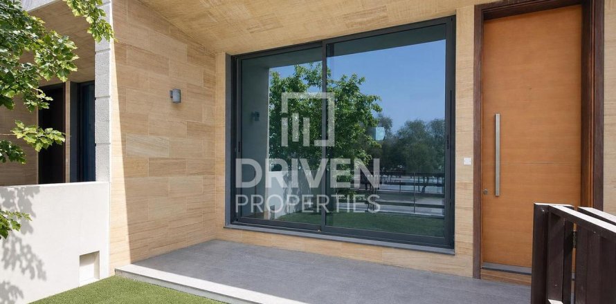 Vilă în Jumeirah Village Circle, Dubai, EAU 4 dormitoare, 162.49 mp.  №759731