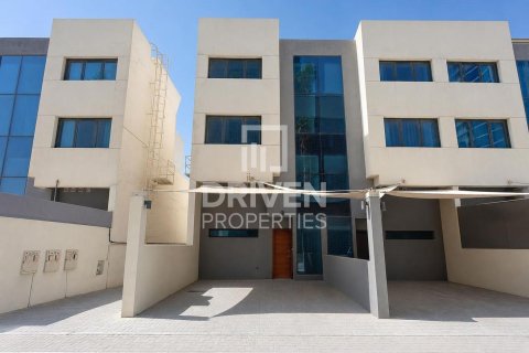 Vilă de închiriat în Jumeirah Village Circle, Dubai, EAU 4 dormitoare, 162.49 mp.  №759731 - poză 27