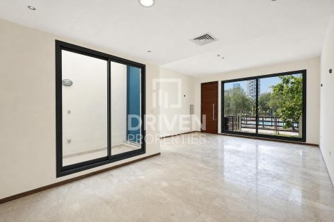 Vilă de închiriat în Jumeirah Village Circle, Dubai, EAU 4 dormitoare, 162.49 mp.  №759731 - poză 2