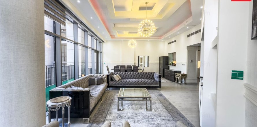 דירה ב Downtown Dubai (Downtown Burj Dubai), Dubai, איחוד האמירויות 2 חדרי שינה, 179.5 מ"ר מספר 669807