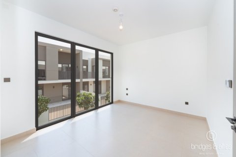 Vilă de închiriat în Dubai, EAU 4 dormitoare, 222.9 mp. №669149 - poză 12