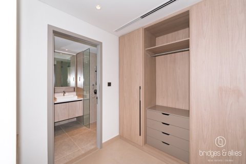 Vilă de închiriat în Dubai, EAU 4 dormitoare, 222.9 mp. №669149 - poză 9