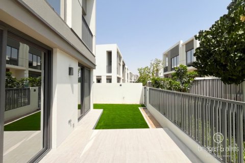 Vilă de închiriat în Dubai, EAU 4 dormitoare, 222.9 mp. №669149 - poză 19