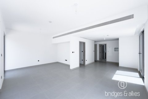 Villa til leie i Dubai, Emiratene 4 soverom, 233.8 kvm Nr. 669151 - Foto 2