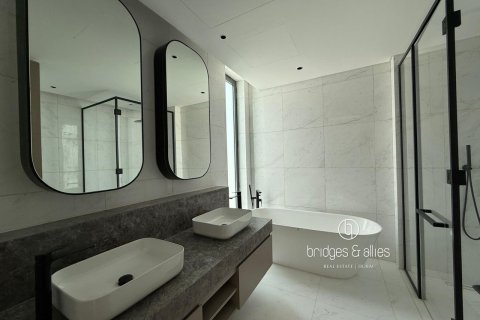Villa sa Dubai, UAE 4 silid-tulugan, 432 sq.m. № 669153 - larawan 13