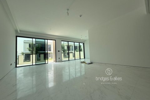 Villa sa Dubai, UAE 4 silid-tulugan, 432 sq.m. № 669153 - larawan 4