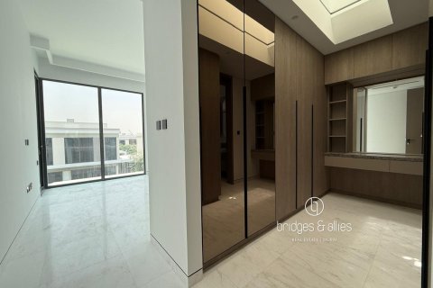 Villa sa Dubai, UAE 4 silid-tulugan, 432 sq.m. № 669153 - larawan 8