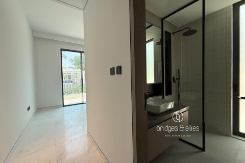 Villa sa Dubai, UAE 4 silid-tulugan, 432 sq.m. № 669153 - larawan 11