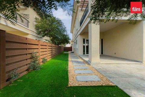 Villa til salg i Dubai, UAE 4 soveværelser, 391 kvm № 686301 - foto 6