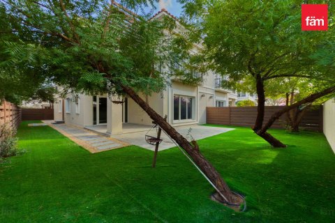 Villa til salg i Dubai, UAE 4 soveværelser, 391 kvm № 686301 - foto 8