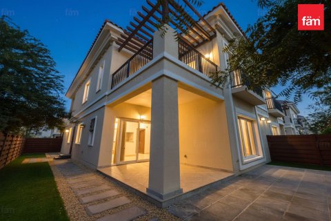 Villa i Dubai, UAE 4 soveværelser, 391 kvm № 686301