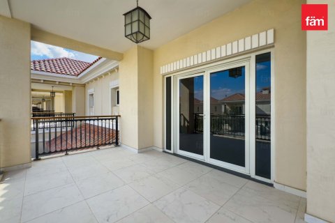 Villa til salg i Dubai, UAE 4 soveværelser, 391 kvm № 686301 - foto 17