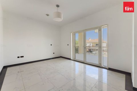 Villa til salg i Dubai, UAE 4 soveværelser, 391 kvm № 686301 - foto 11