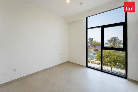Villa in vendita a Dubai, EAU 3 camere da letto, 168 mq. № 686303 - foto 2