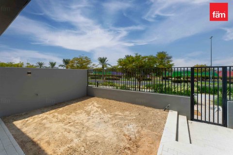 Villa in vendita a Dubai, EAU 3 camere da letto, 168 mq. № 686303 - foto 12