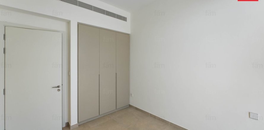 Vilă în Dubai, EAU 3 dormitoare, 167.9 mp.  №686303