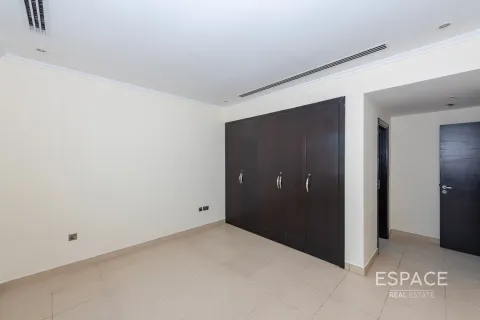Villa sa Dubai, UAE 3 silid-tulugan, 328 sq.m. № 678679 - larawan 7