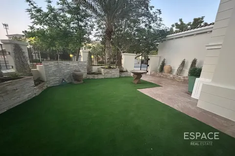 Villa sa Dubai, UAE 3 silid-tulugan, 328 sq.m. № 678679 - larawan 19