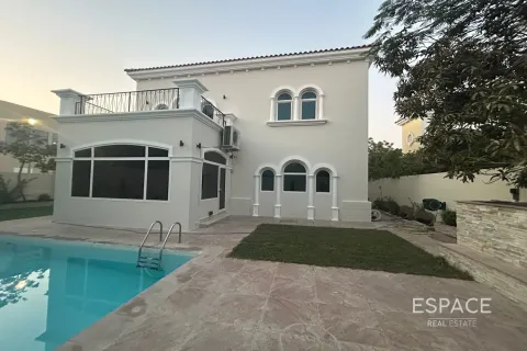 Villa sa Dubai, UAE 3 silid-tulugan, 328 sq.m. № 678679 - larawan 17