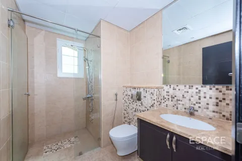 Villa sa Dubai, UAE 3 silid-tulugan, 328 sq.m. № 678679 - larawan 8