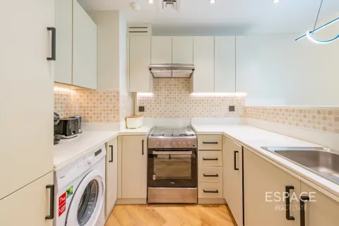 Appartement te huur in Palm Jumeirah, Dubai, VAE 1 slaapkamer, 69 vr.m., nr 678681 - foto 9