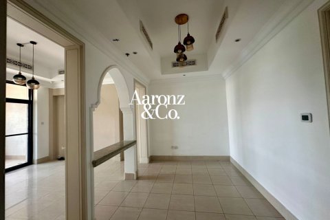 Apartament në Old Town, Dubai, Emiratet e Bashkuara Arabe 1 dhomë gjumi, 98 m2. № 754873 - Foto 8