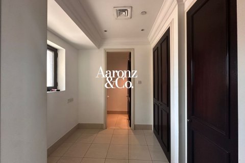 Apartament në Old Town, Dubai, Emiratet e Bashkuara Arabe 1 dhomë gjumi, 98 m2. № 754873 - Foto 15