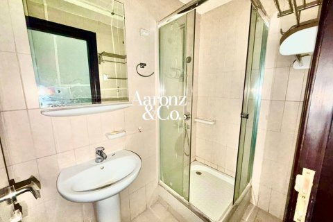 Apartment in Jumeirah Lake Towers, Dubai, UAE 3 bedrooms, 177 sq.m. № 754879 - photo 14