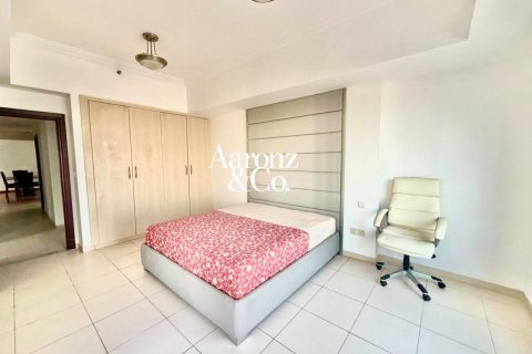 Apartment in Jumeirah Lake Towers, Dubai, UAE 3 bedrooms, 177 sq.m. № 754879 - photo 6