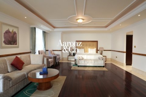 Apartment in Jumeirah Beach Residence, Dubai, UAE 4 bedrooms, 638 sq.m. № 754874 - photo 4
