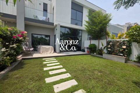 Townhouse sa Al Furjan, Dubai, UAE 3 silid-tulugan, 238 sq.m. № 754878 - larawan 8