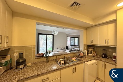 Üürile anda villa asukohaga Reem, Dubai, AÜE: 3 magamistoaga, 243 m² Nr 668099 - pilt 11