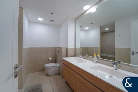 Leilighet til leie i Jumeirah Golf Estates, Dubai, Emiratene 2 soverom, 133 kvm Nr. 668098 - Foto 10