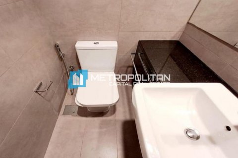 Apartment in Al Reem Island, Abu Dhabi, UAE 2 bedrooms, 115 sq.m. № 636760 - photo 16