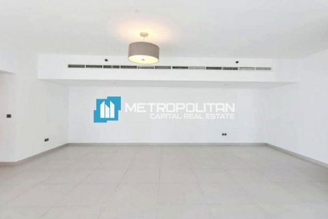 Apartment in Al Reem Island, Abu Dhabi, UAE 2 bedrooms, 115 sq.m. № 636760 - photo 10