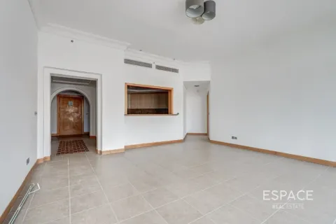 Apartament do wynajęcia w Palm Jumeirah, Dubai, ZEA 2 sypialnie, 144 mkw., nr 738141 - zdjęcie 2