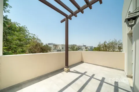 Villa in Al Furjan, Dubai, UAE 3 bedrooms, 283 sq.m. № 738125 - photo 13