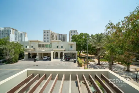 Villa in Al Furjan, Dubai, UAE 3 bedrooms, 283 sq.m. № 738125 - photo 17