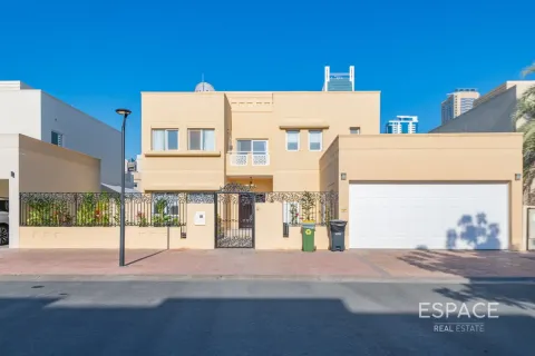 Meadows, Dubai, BAE’de kiralık villa 5 yatak odası, 369 m&sup2; No 738140 - fotoğraf 18