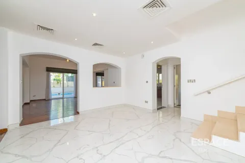 Meadows, Dubai, BAE’de kiralık villa 5 yatak odası, 369 m&sup2; No 738140 - fotoğraf 2